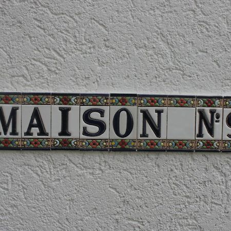 Maison No.9 Rosbach vor der Höhe Екстериор снимка